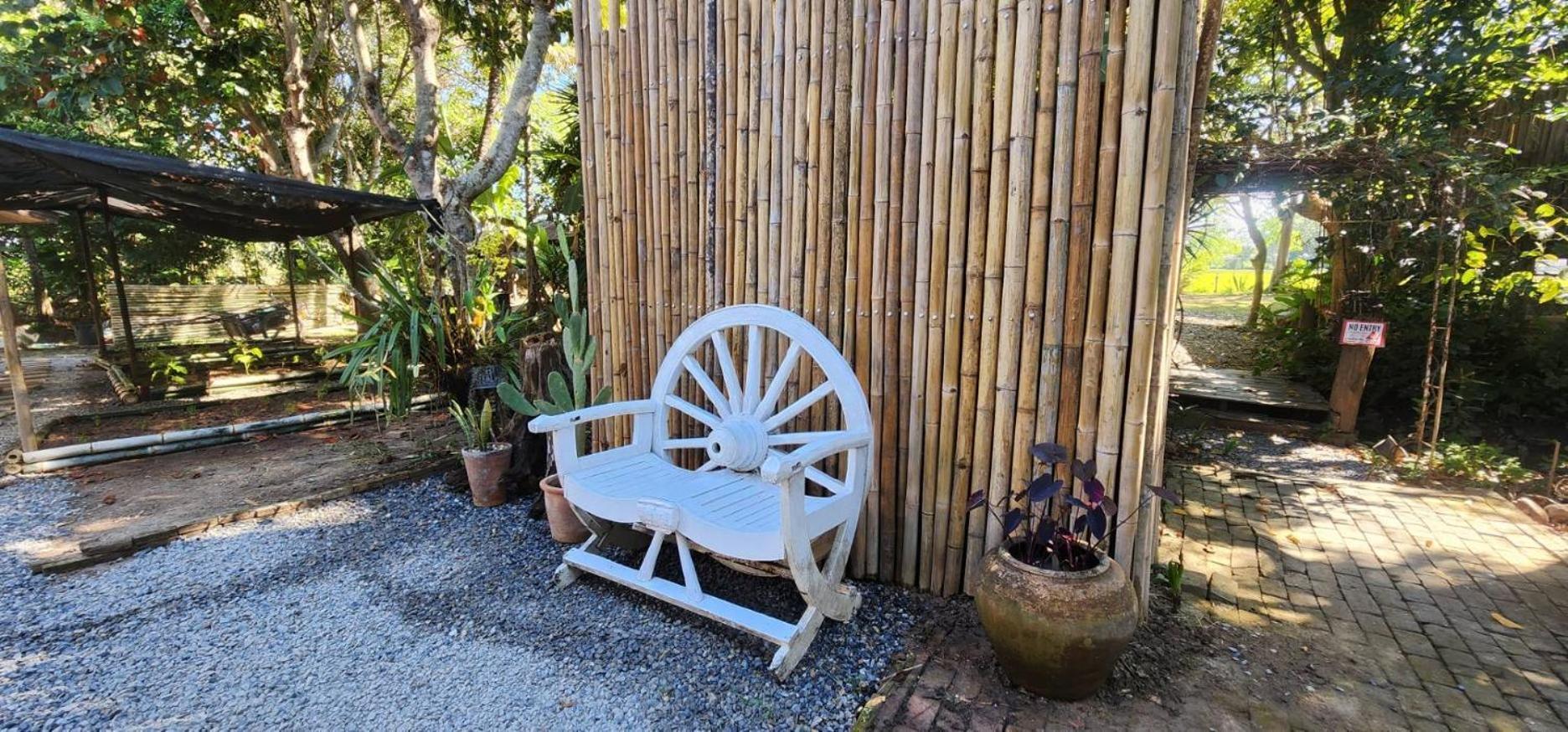 Tung Tong Homestay & Camping Mae Rim Exterior foto